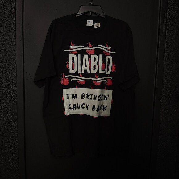 Diablo Sauce I'm Bringin' Saucy Back Graphic T-Shirt NWT - Picture 1 of 3